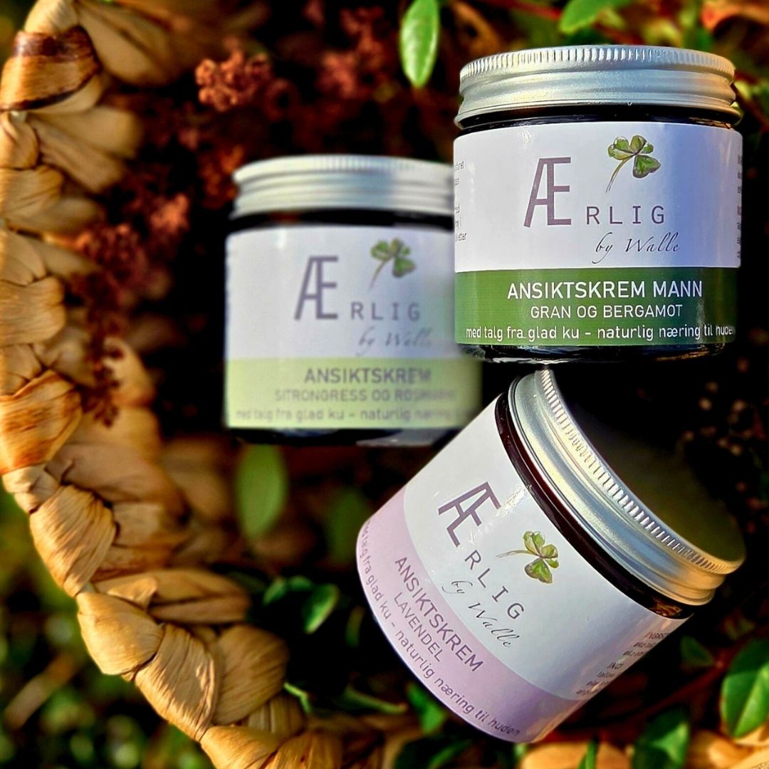 Talgbasert ansiktskrem fra Ærlig by Walle i sommerlig, naturlig setting