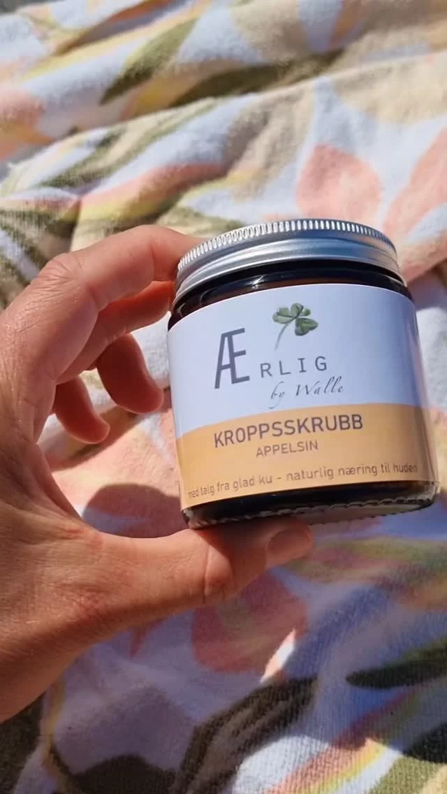 Nå kan du forberede huden for sommertid☀️ Naturlig glød med naturlig peeling🤩

.
.
.
.

#ærligbywalle #naturligpeeling #sukkerskrubb #peeling #kroppsskrubb #natuligglød #naturlighudpleie #talgtilhuden #tallow #næringtilhuden #naturligerbest #norwegianmade
